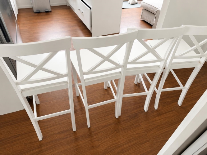 Second-hand Set of 4 Bar Stools - Photo 3)