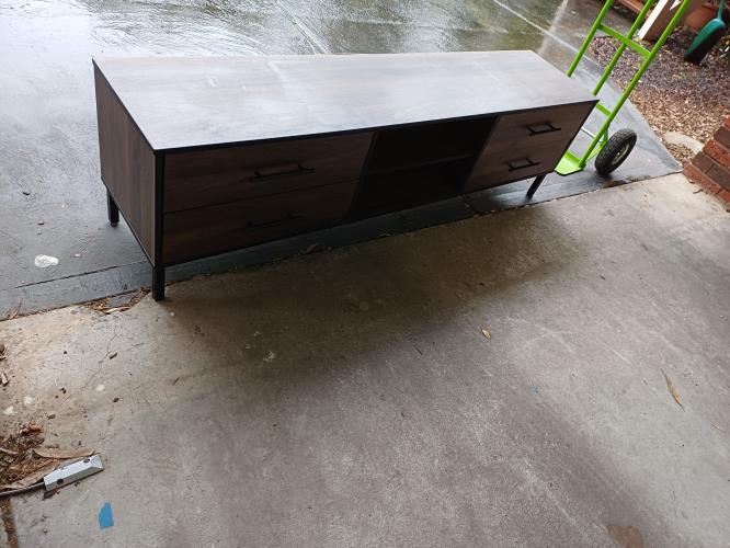 Second-hand Entertainment Unit - Photo 3)