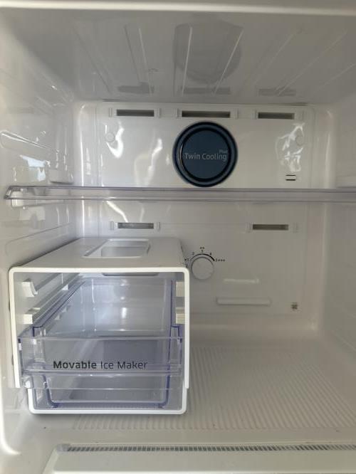 Second-hand Samsung 320L Top Mount Fridge - Photo 3)