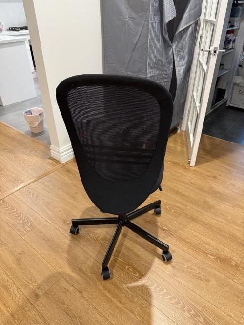 Second-hand IKEA FLINTAN Office Swivel Chair - Photo 3)