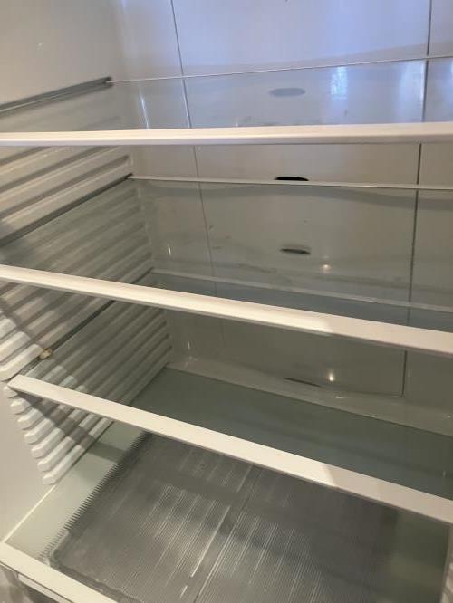 Second-hand Fisher & Paykel 380L Top Mount Fridge - Photo 3)