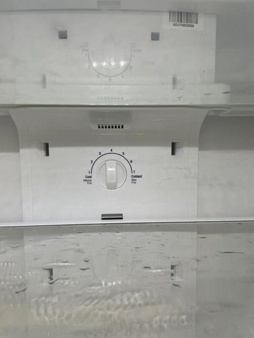 Second-hand LG 279L Top Mount Fridge - Photo 3)