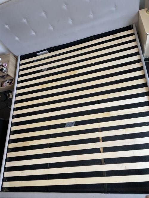 Second-hand King Size Bed Frame - Photo 3)