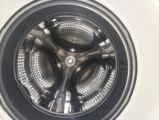 Second-hand Haier 8.5kg Front Load Washing Machine - Photo 3)
