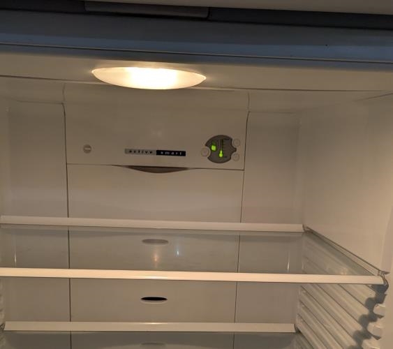 Second-hand Fisher & Paykel 411L Top Mount Fridge - Photo 3)
