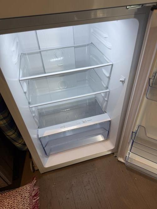 Second-hand TCL 198L Top Mount Fridge - Photo 3)