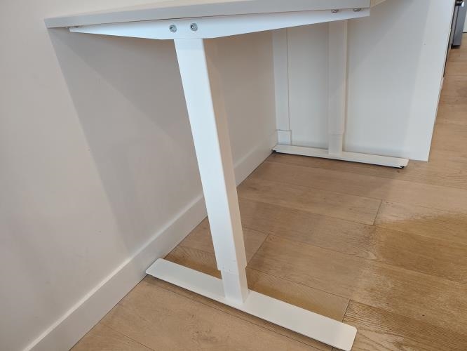 Second-hand IKEA Height-Adjustable Desk - Photo 3)