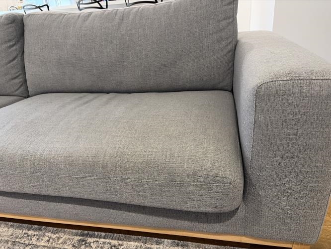 Second-hand Couch - Photo 3)