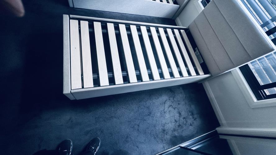 Second-hand Single Bed Frame - Photo 3)