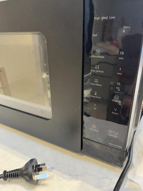 Second-hand Panasonic Microwave - Photo 3)