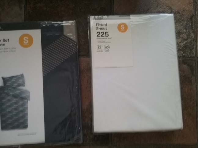 Second-hand  - Photo 4)