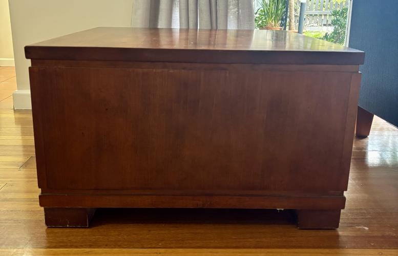 Second-hand Coffee Table with Drawer - Photo 4)