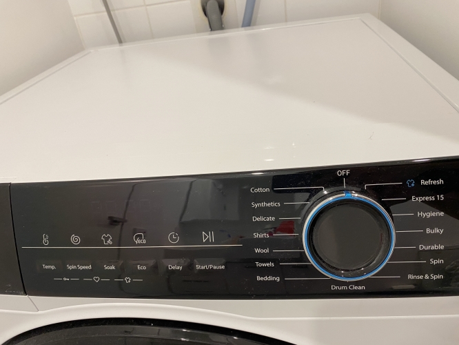Second-hand Haier 7.5kg Front Load Washing Machine - Photo 4)