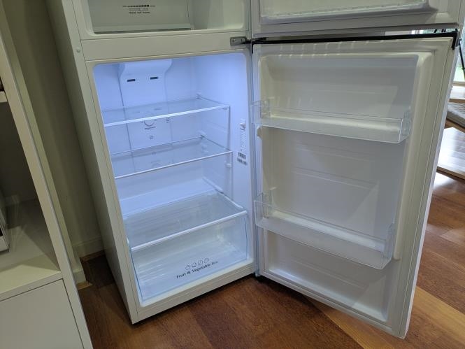 Second-hand Hisense 205L Top Mount Fridge - Photo 4)