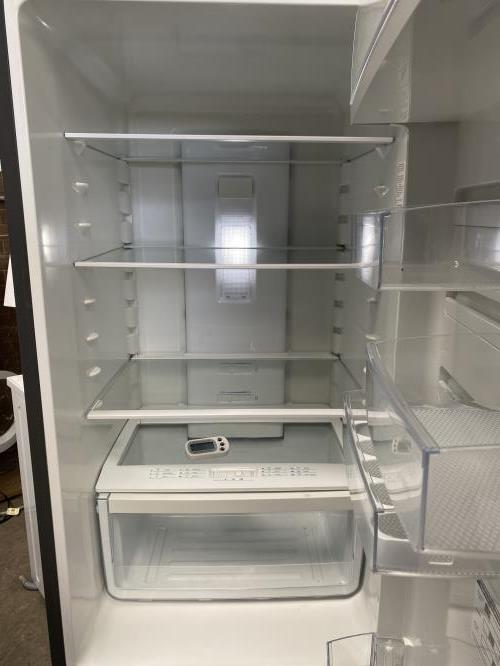 Second-hand Westinghouse 370L Bottom Mount Fridge - Photo 4)