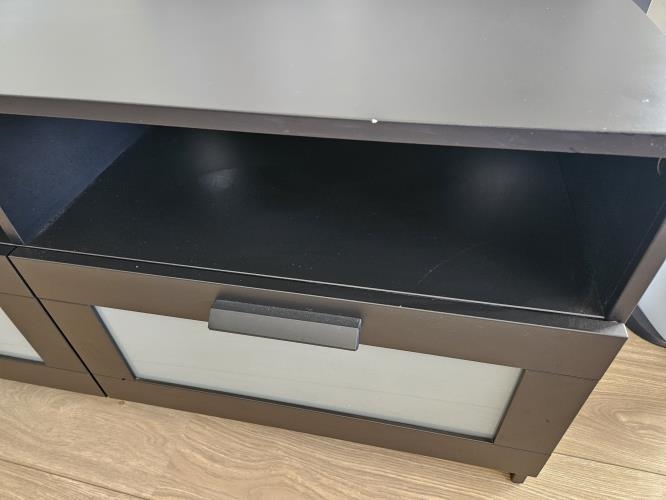 Second-hand Entertainment Unit - Photo 4)