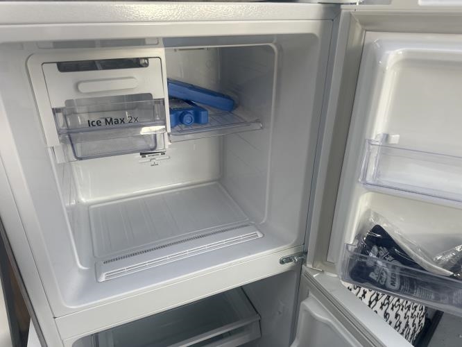 Second-hand Samsung 255L Top Mount Fridge - Photo 4)