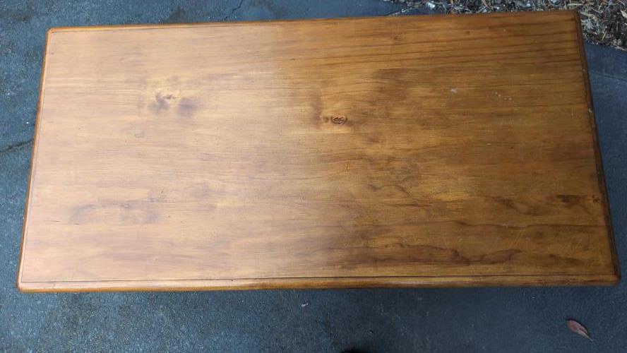 Second-hand Coffee Table - Photo 4)