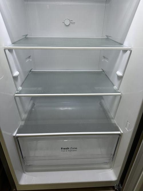 Second-hand LG 243L Top Mount Fridge - Photo 4)