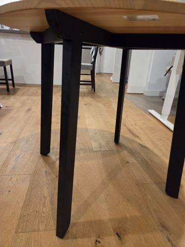 Second-hand IKEA Table - Photo 4)