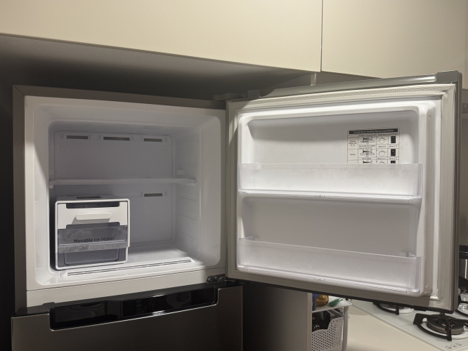 Second-hand Samsung 270L Top Mount Fridge - Photo 4)