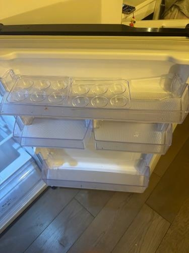 Second-hand Samsung 320L Top Mount Fridge - Photo 4)