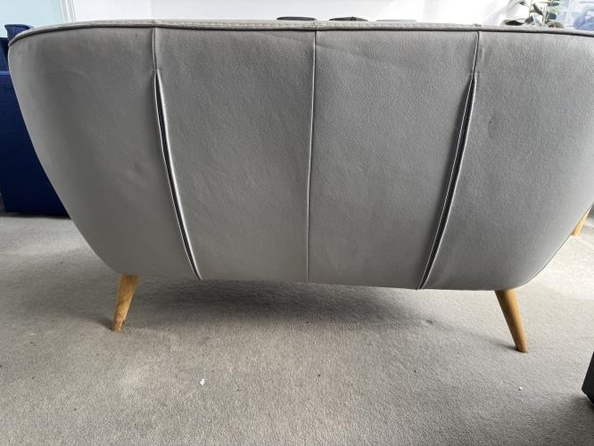 Second-hand Sofa - Photo 4)