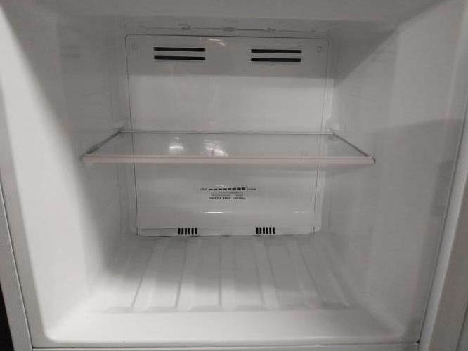 Second-hand Hisense 205L Top Mount Fridge - Photo 4)