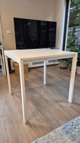 Second-hand Dining Table (no chairs) - Photo 4)