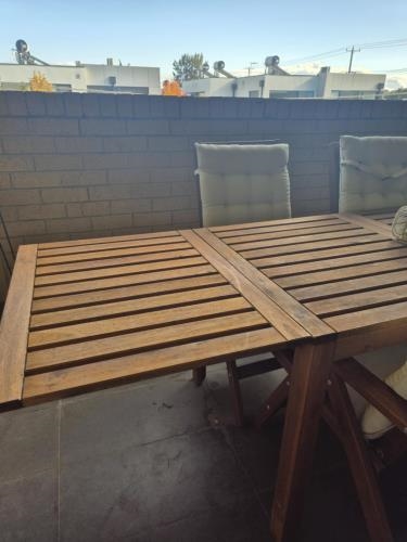 Second-hand Outdoor Setting with 4 Chairs - Photo 4)