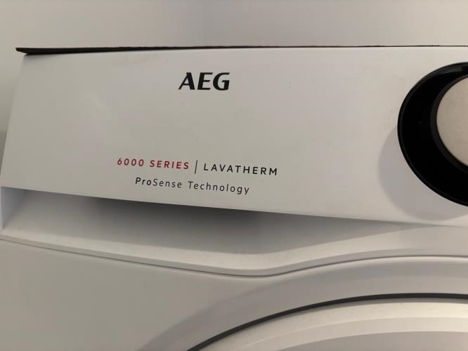 Second-hand AEG 8kg Front Load Washing Machine - Photo 4)