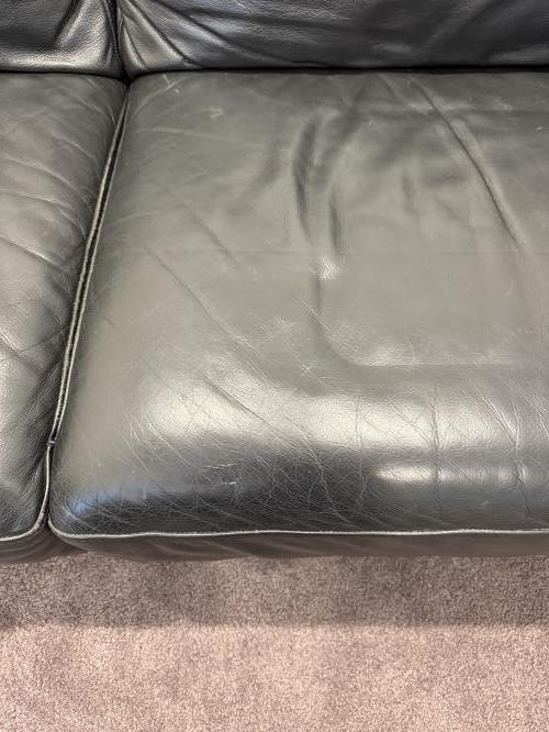 Second-hand Sofa - Photo 4)