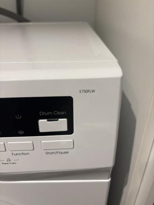 Second-hand Euromaid 7.5kg Front Load Washing Machine - Photo 4)