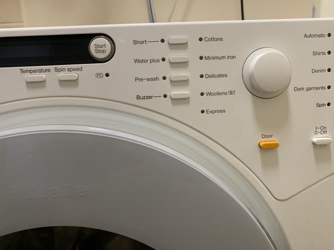 Second-hand Miele 6.5kg Front Load Washing Machine - Photo 4)