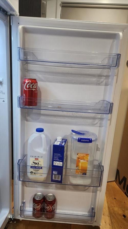 Second-hand Euromaid 269L Top Mount Fridge - Photo 4)