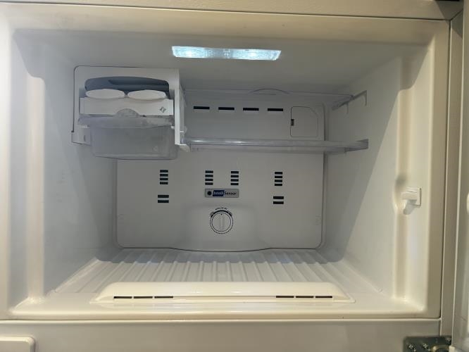 Second-hand Whirlpool 405L Top Mount Fridge - Photo 4)