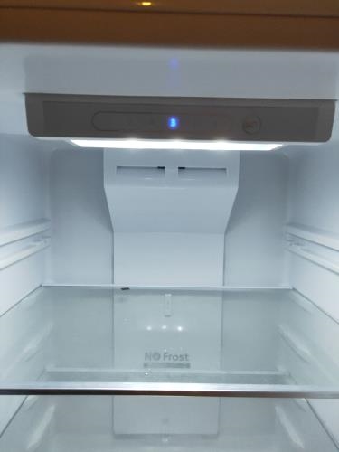 Second-hand Chiq 202L Top Mount Fridge - Photo 4)