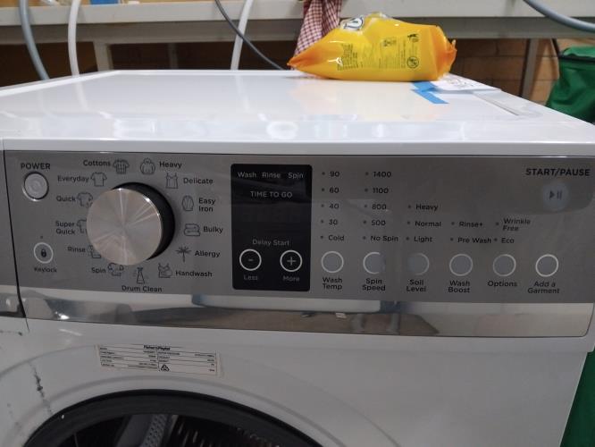 Second-hand Fisher & Paykel 8.5kg Front Load Washing Machine - Photo 4)