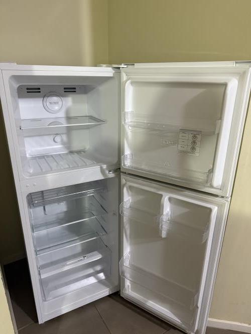 Second-hand Haier 198L Top Mount Fridge - Photo 4)