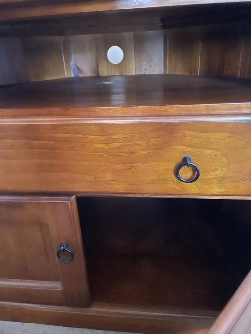 Second-hand TV Stand - Photo 4)