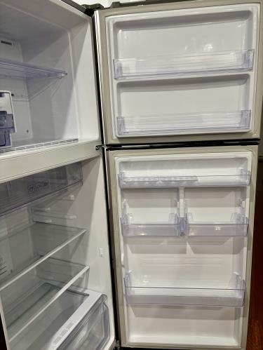 Second-hand Samsung 400L Top Mount Fridge - Photo 4)