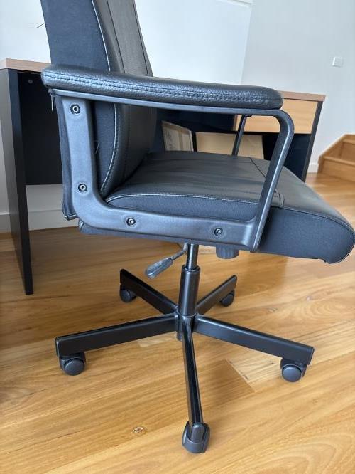 Second-hand IKEA Office Swivel Chair - Photo 4)