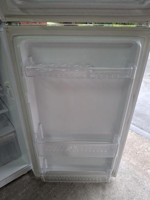 Second-hand Haier 222L Top Mount Fridge - Photo 4)