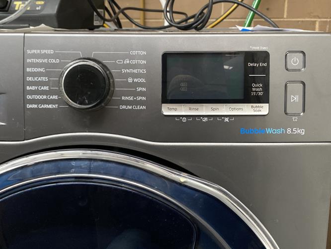 Second-hand Samsung 8.5kg Front Load Washing Machine - Photo 4)