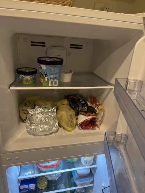 Second-hand TCL 198L Top Mount Fridge - Photo 4)