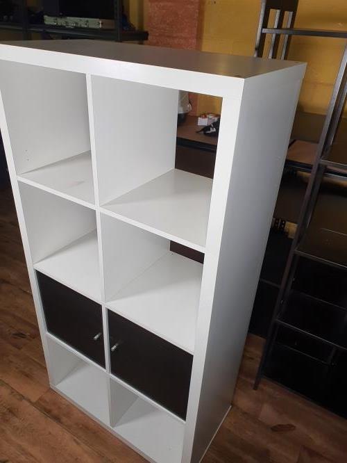 Second-hand IKEA KALLAX Shelf Unit - Photo 4)