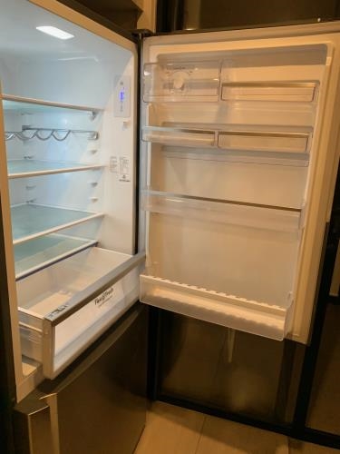 Second-hand Westinghouse 454L Bottom Mount Fridge - Photo 4)