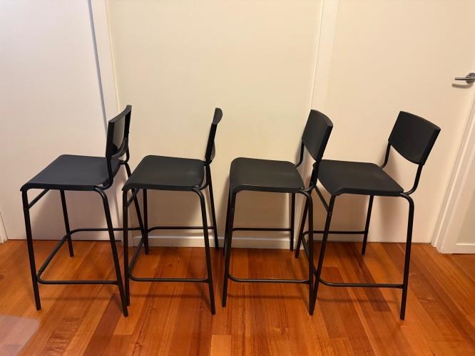 Second-hand Set of 4 IKEA Bar Stools - Photo 4)