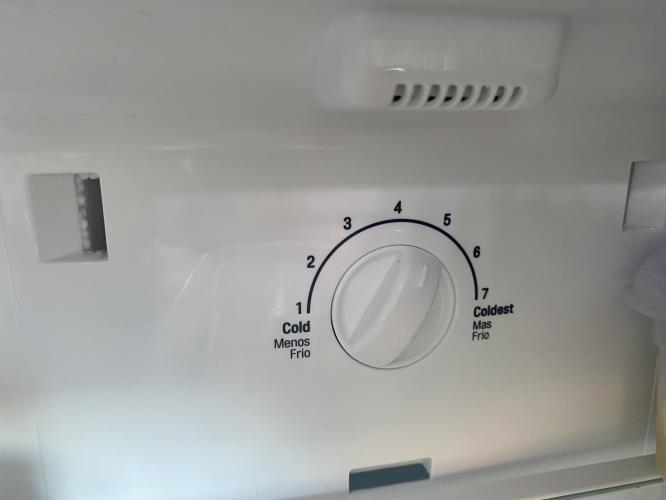 Second-hand LG 279L Top Mount Fridge - Photo 4)