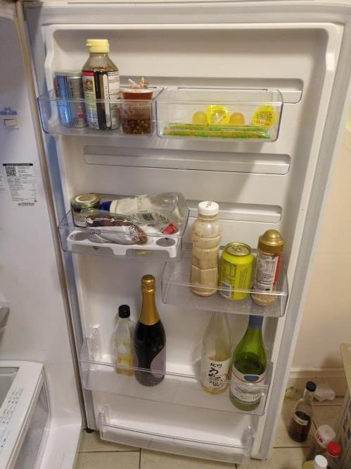 Second-hand Westinghouse 350L Top Mount Fridge - Photo 4)